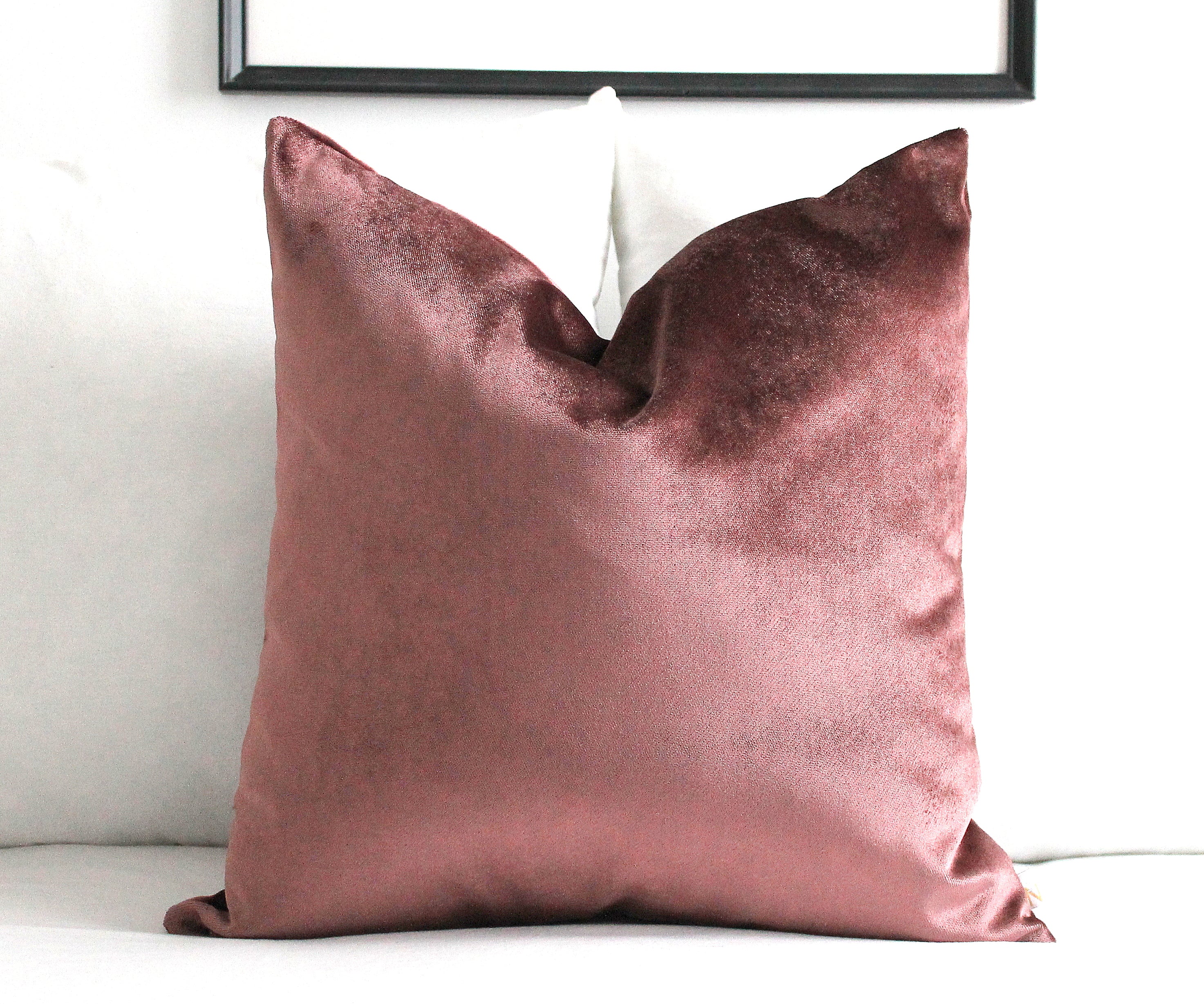 Dusty rose velvet clearance pillow