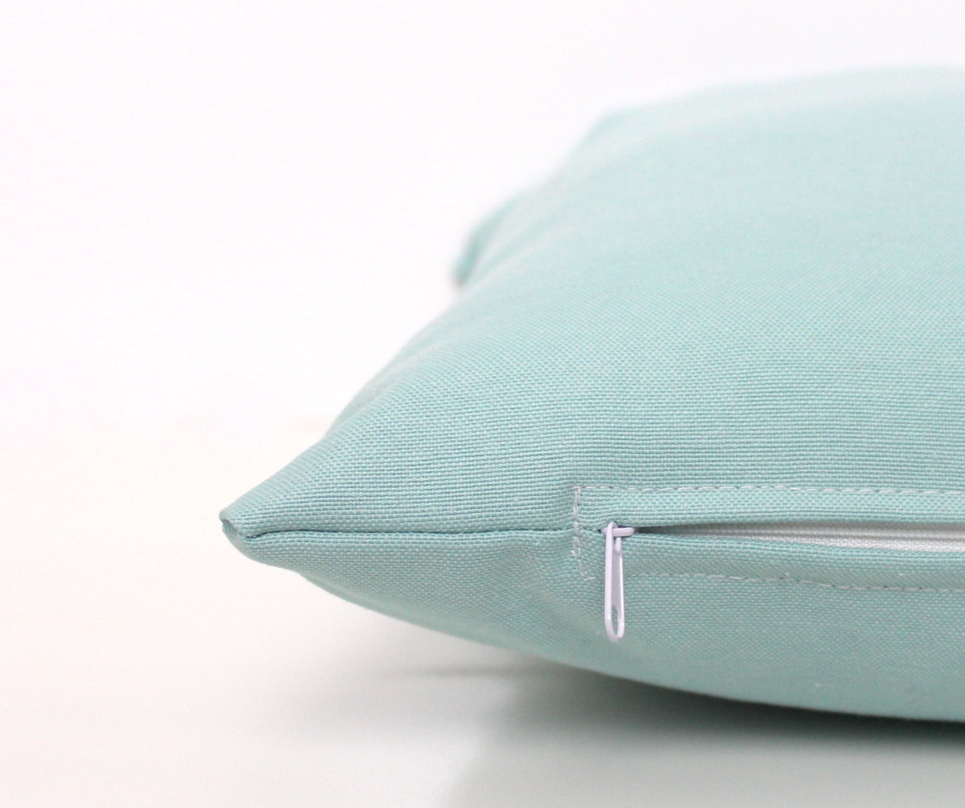 These fresh modern aqua blue cotton pillow covers are a great interchangeable home decor must!!