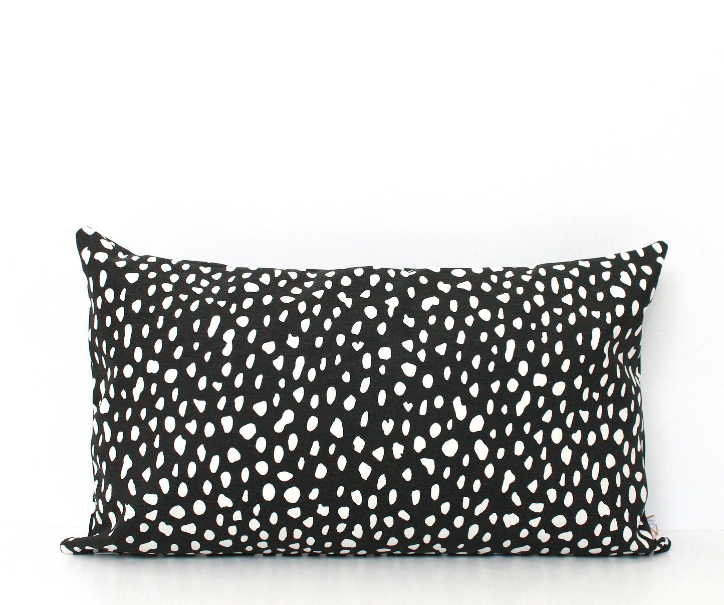 Black and White Spots Pillow Cover