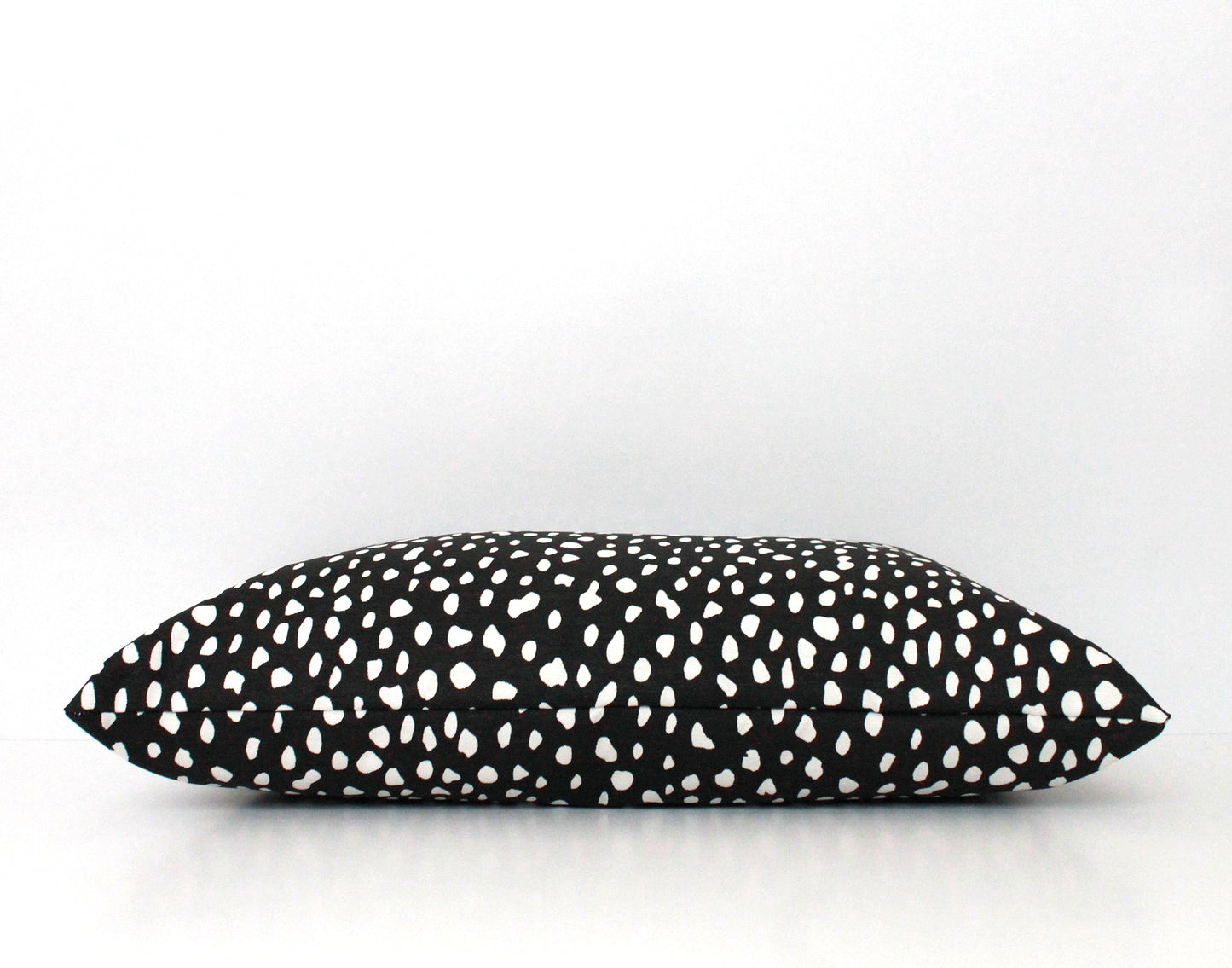 Black and White Spots Pillow Cover