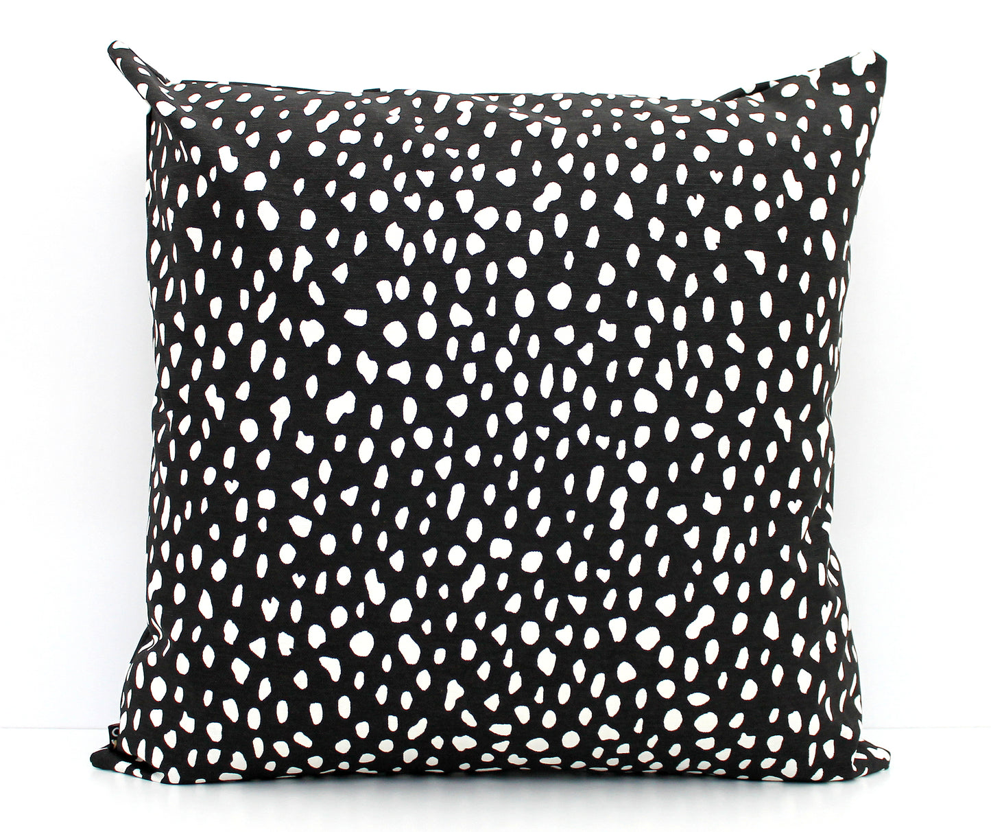 Black and White Spots Pillow Cover